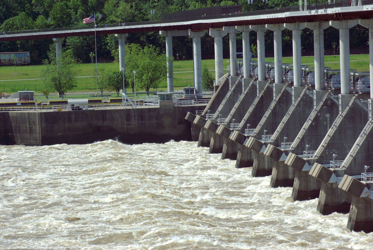 Big Dam Bridge