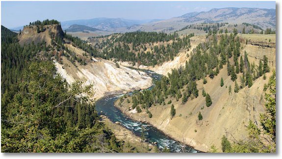 yellowstone river from calcite springs overlook