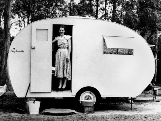 Mrs Dudley Courtman in her Chesney caravan, 1952