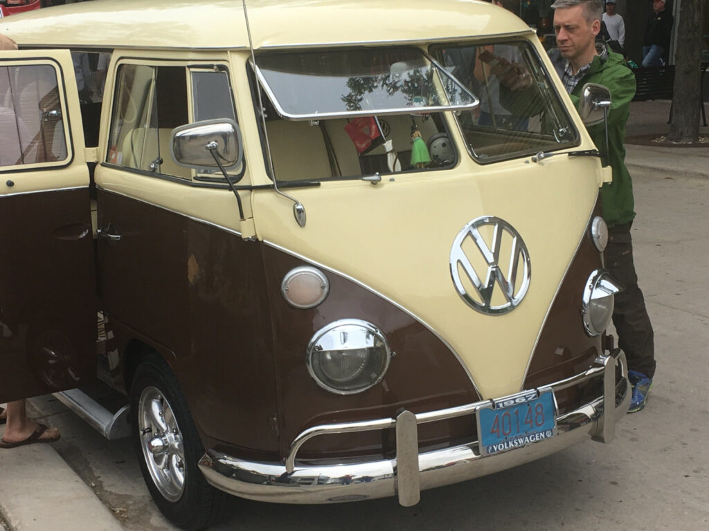 1967 Split windshield VW camper van, State Street, Madison, Wisconsin, June 2, 2018 (Apple iPhone 6s)